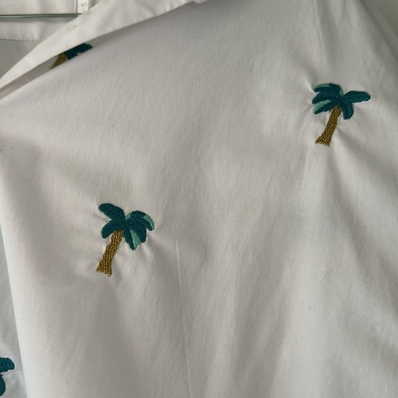 Vacate the Label Embroidered Palm Tree Button Up White Blouse Women’s Small - Picture 3 of 8